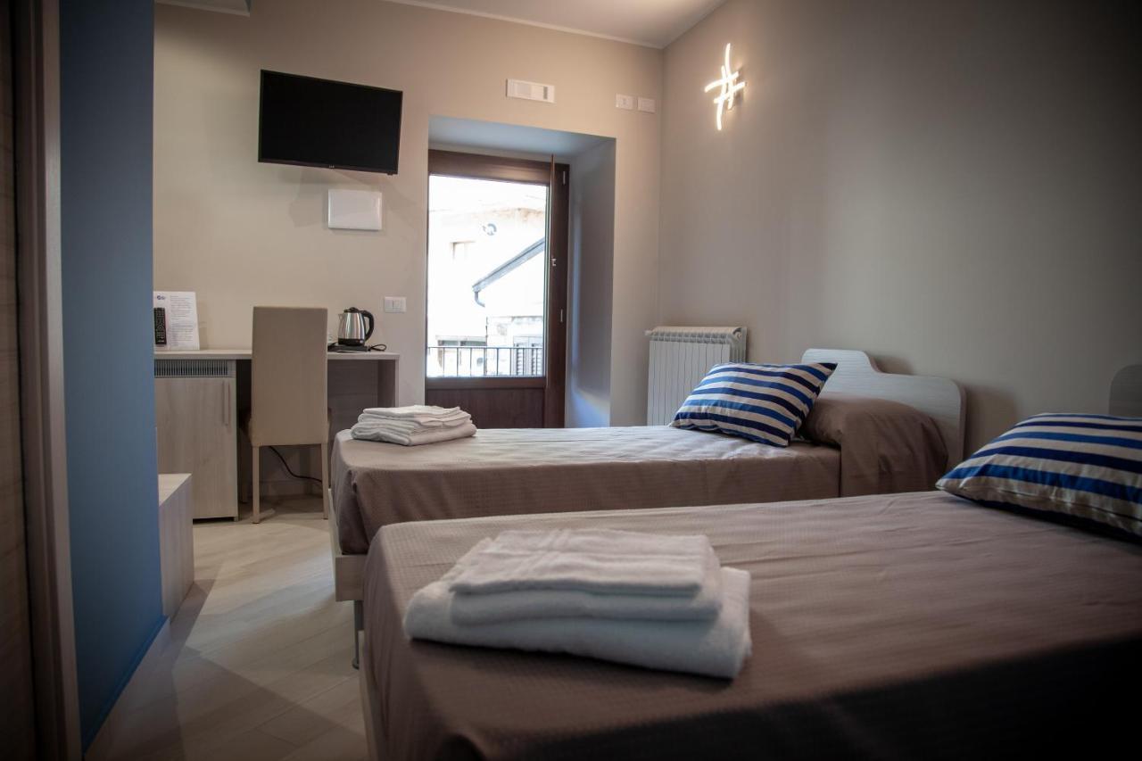 Al Centro Casa Vacanze Mistretta Εξωτερικό φωτογραφία