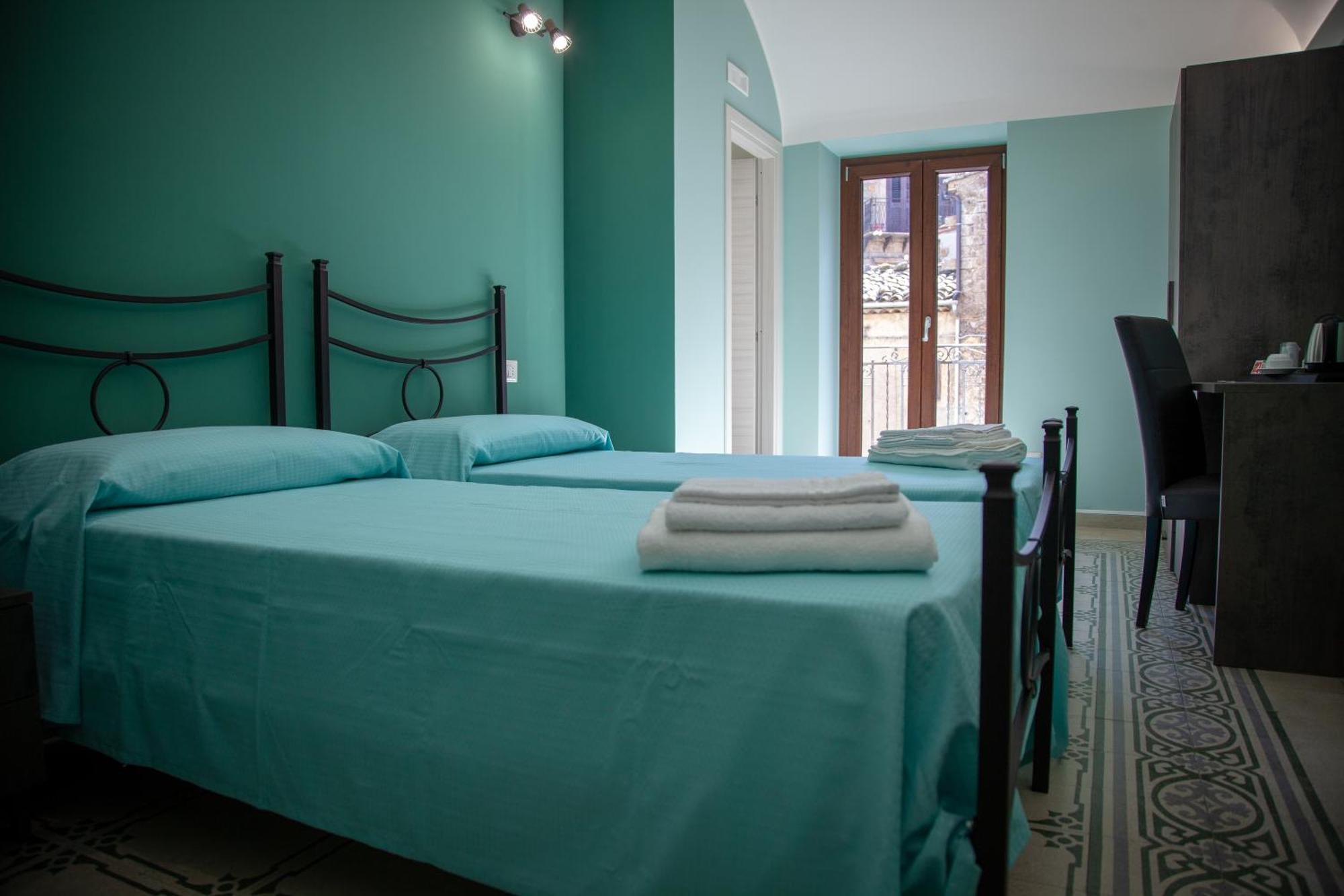 Al Centro Casa Vacanze Mistretta Δωμάτιο φωτογραφία